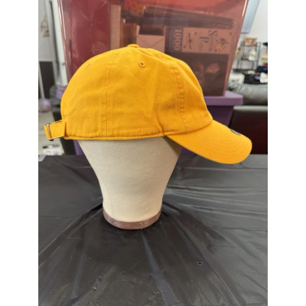 Crispy Blunts Logo Embroidered Cap. New‎ With Tags Yellow Adjustable